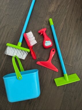 Kids Cleaning Toy Set in Bright Blue, Green & Red